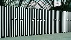 Tania Mouraud: Prima expoziție personală în România a importantei artiste contemporane