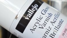 Pictezi cu acril? Alege ce-i mai bun!